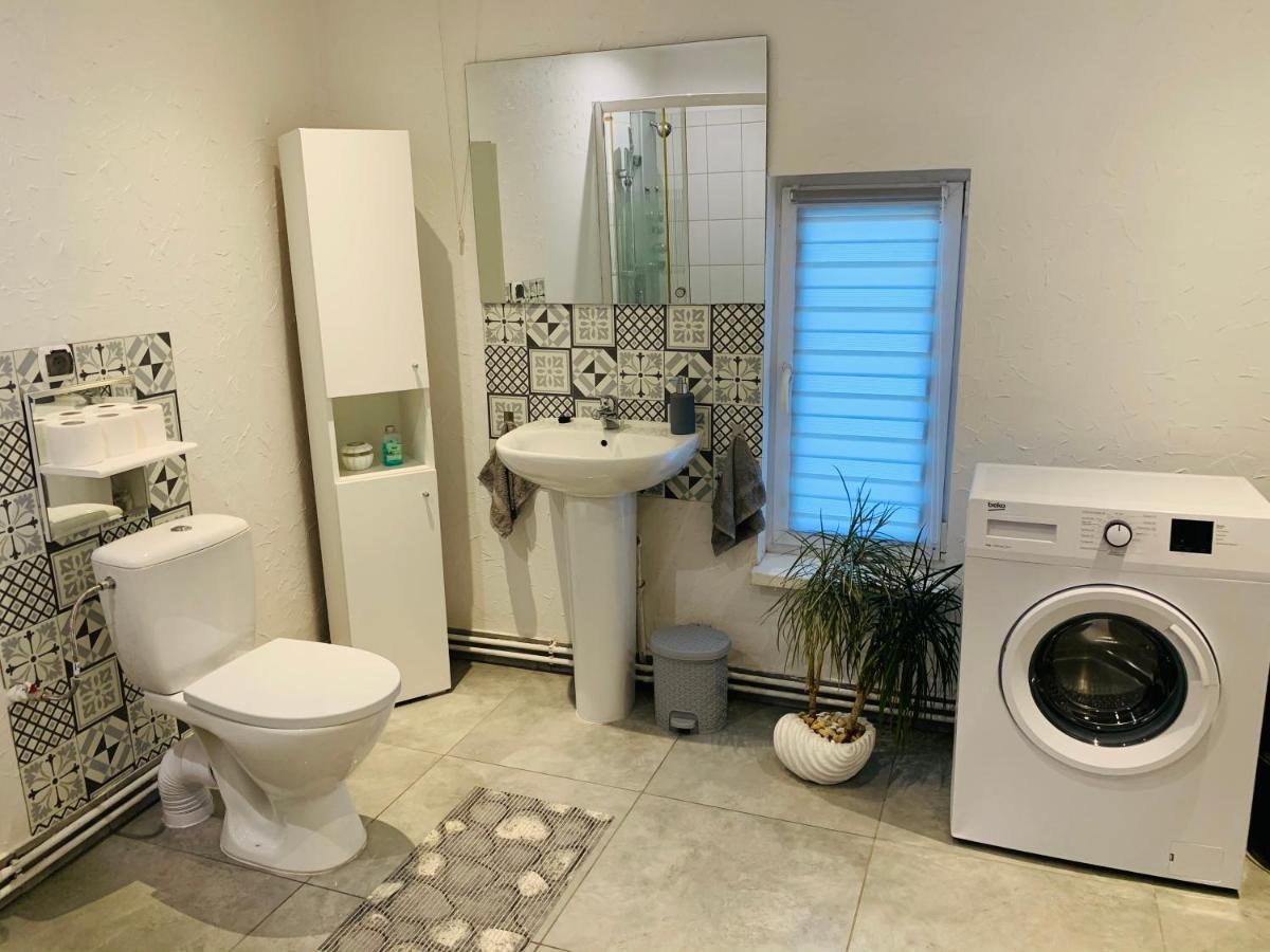 Apartament Rodzinny Z Ogrodem Cieszyn  Eksteriør billede